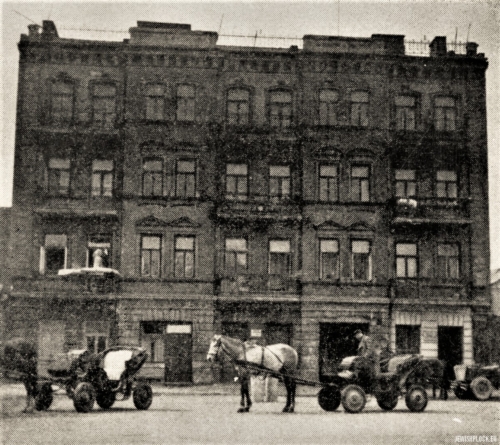 Tenement house at 9 Kwiatka Street in Płock - the seat of Makabi
